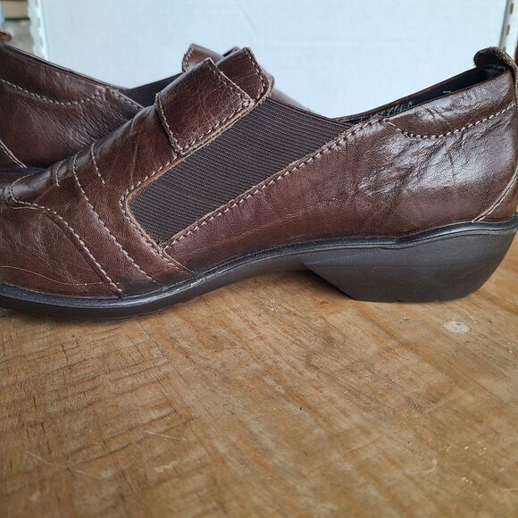 Romika Loafers Womens Size 37 Brown Distressed Leather Shoe Flat Rubber NEW - Picture 6 of 10